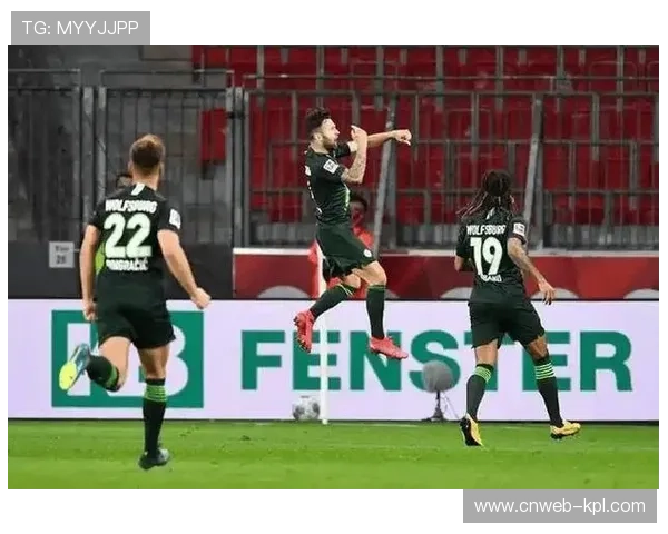 德甲下半程揭幕战多特3-3法兰克福，六球大战成球迷谈资